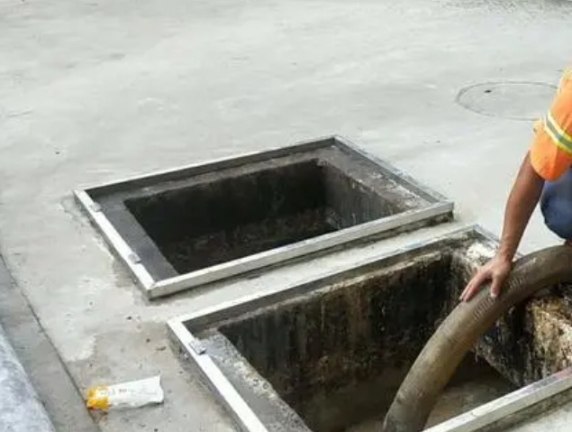 周矶办事处化粪池清理